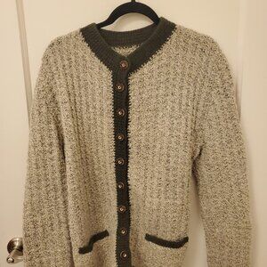 Handknit Green Cardigan w/ Faux Tortoise Shell Buttons – Cozy & Chic